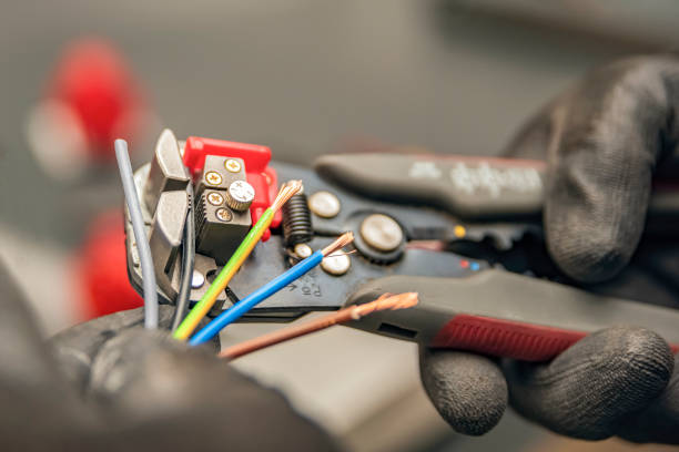 Best Emergency Electrician Near Me  in Fayetteville, NY